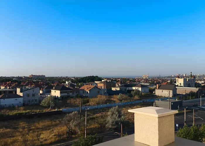 у моря совиньон Apartment Odesa